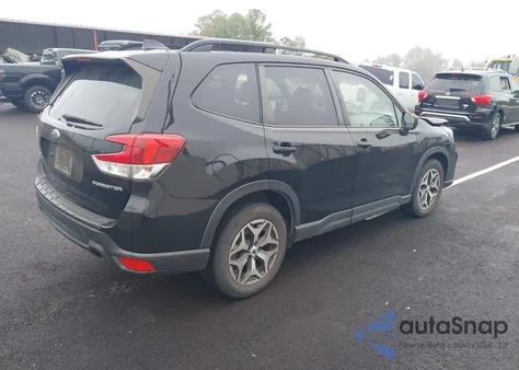 2019 Subaru Forester Premium z USA, uszkodzony, nr VIN JF2SKAEC0KH509183